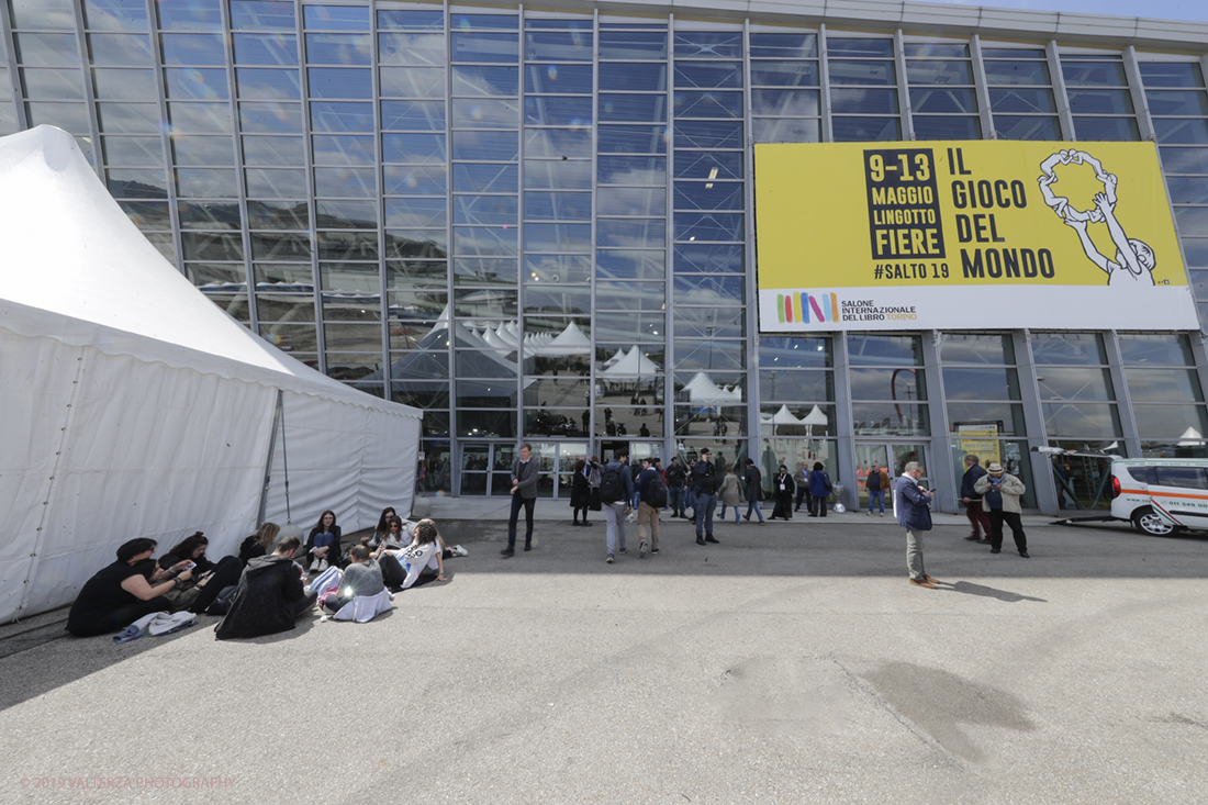 _G3I4287.jpg - 09/05/2019. Torino, 32mo Salone Internazionale del Libro. Nella foto veduta esterna dell'Oval il nuovo spazio espositivo.