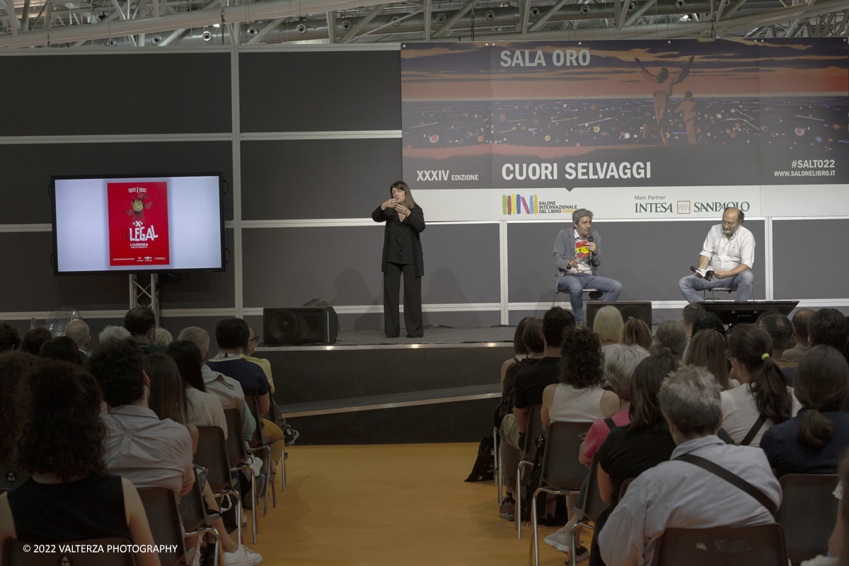 _X9B8658.jpg - 19/05/2022. Torino. Cuoiri Selvaggi, XXXIV Edizione del salone Inteernazionale dl Libro. Nella foto PIF e Marco Lillo presentano  Illegal, l'agenda della legalitÃ  (PaperFirst)