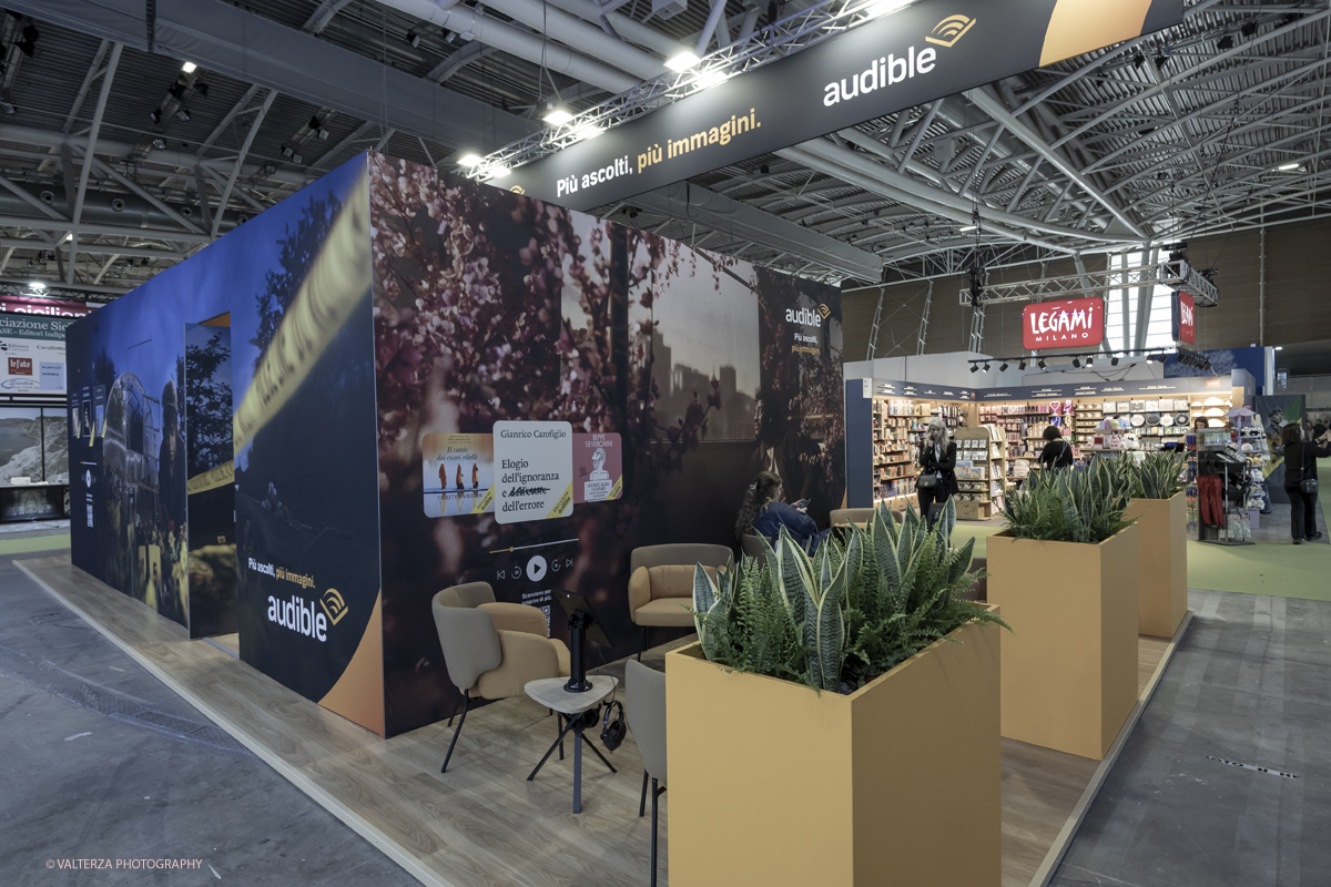 _G5A7698.jpg - 15/05/2025. Torino . Il Salone Internazionale del Libro di Torino, ospitato al Lingotto Fiere, Ã¨ un festival culturale che celebra la lettura, lâ€™editoria e le idee.Il tema di quest'anno Ã¨ " Le parole tra noi leggere." Nella foto parte dell'allestimento all'Oval