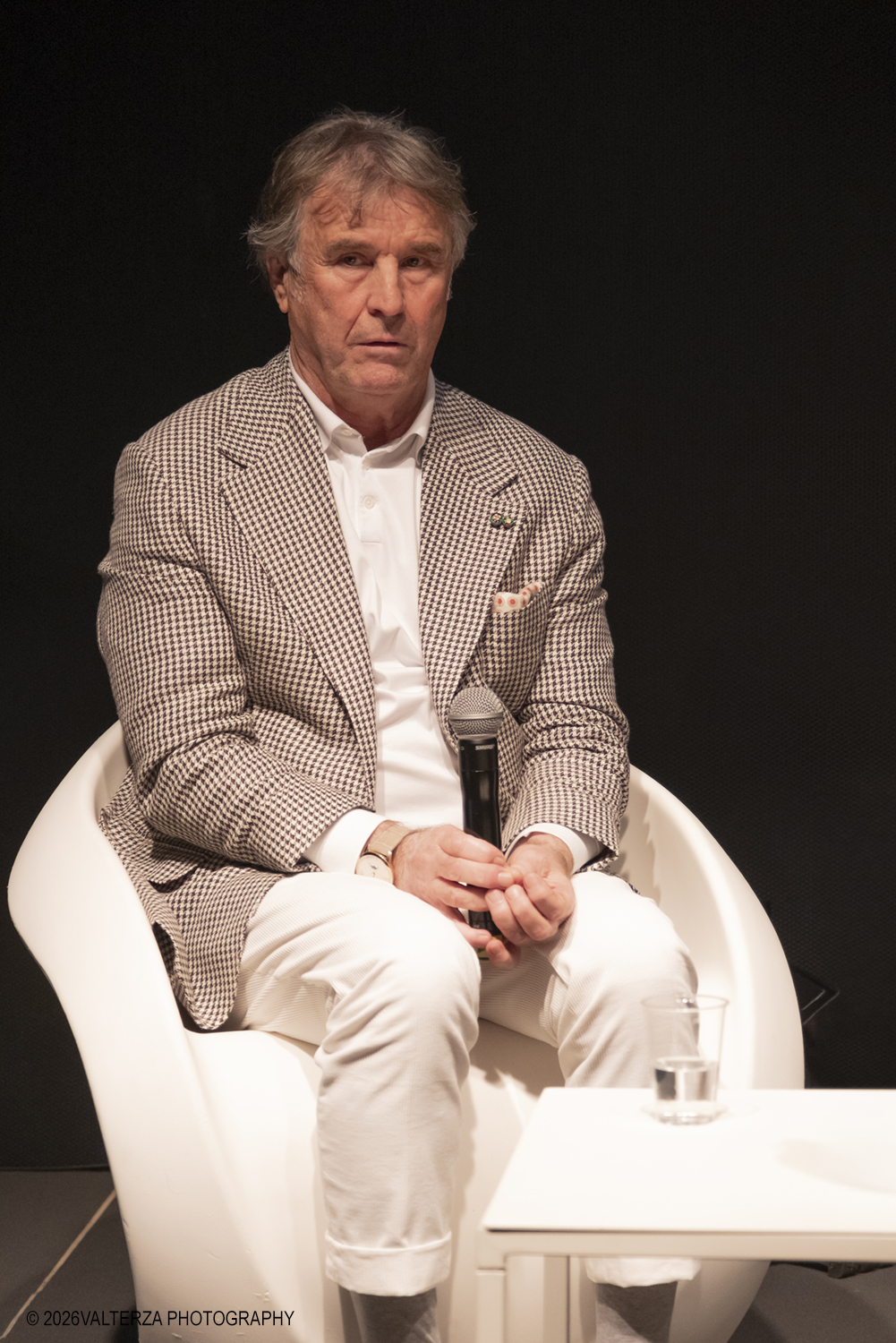 _DSF2320.jpg - 16/05/2026. Torino. Al Salone del Libro di Torino, Brunello Cucinelli ha esposto la sua filosofia lavorativa, il cosiddetto Capitalismo Umanistico, in cui vengono conciliati il profitto per lâ€™azienda e la dignitÃ  economica e morale per gli impiegati Nella foto Brunello Cucinelli