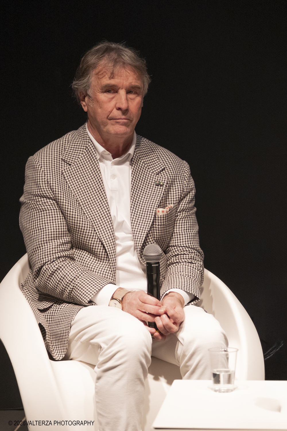 _DSF2323.jpg - 16/05/2026. Torino. Al Salone del Libro di Torino, Brunello Cucinelli ha esposto la sua filosofia lavorativa, il cosiddetto Capitalismo Umanistico, in cui vengono conciliati il profitto per lâ€™azienda e la dignitÃ  economica e morale per gli impiegati Nella foto Brunello Cucinelli