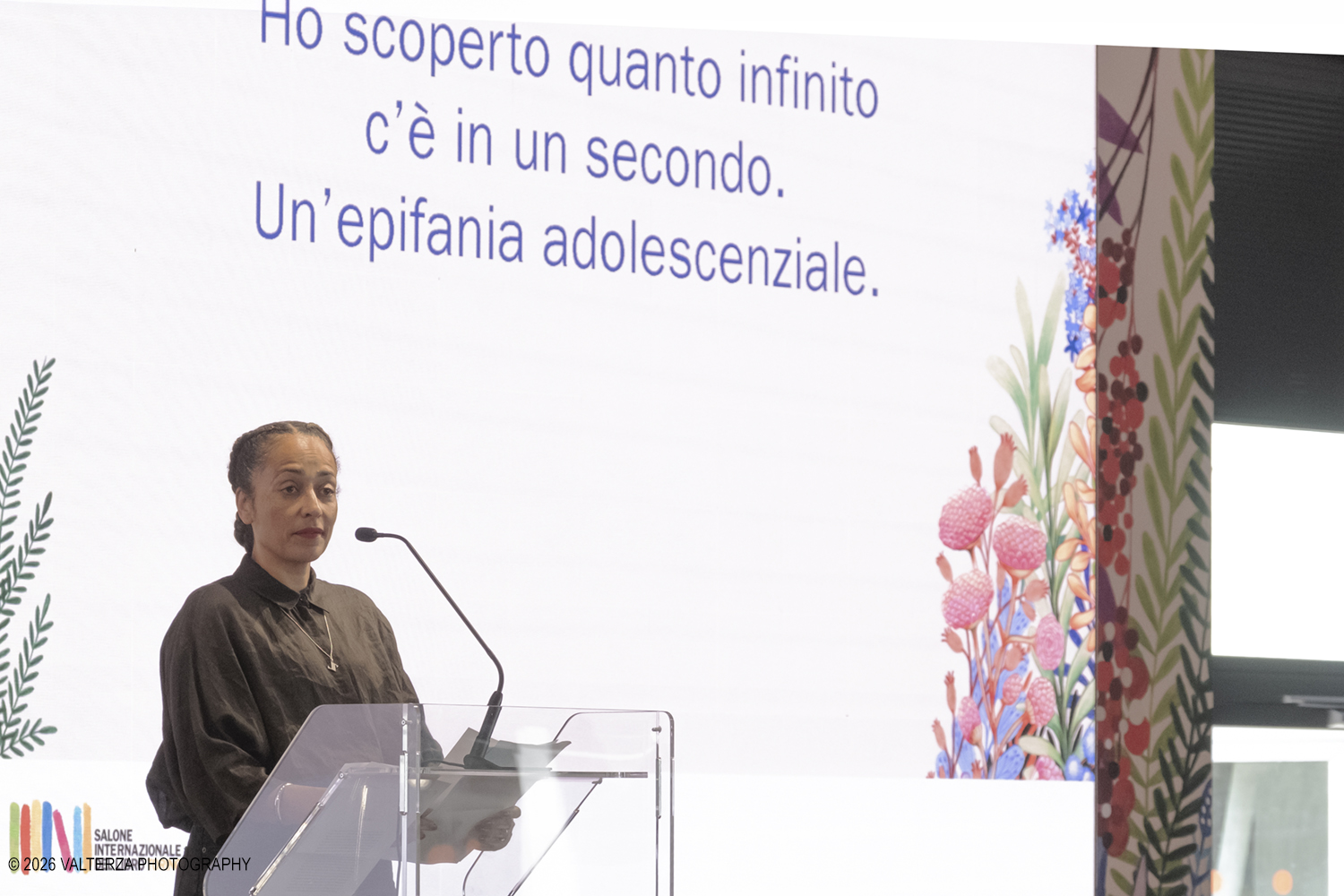 _DSF1374.jpg - 14/05/2026. Torino. XXXVIII edizione del Salone Internazionale del Libro di Torino. La lezione inaugurale di Zadie Smith. Nella foto Zadie Smith impegnata nella sua Lectio Magistralis