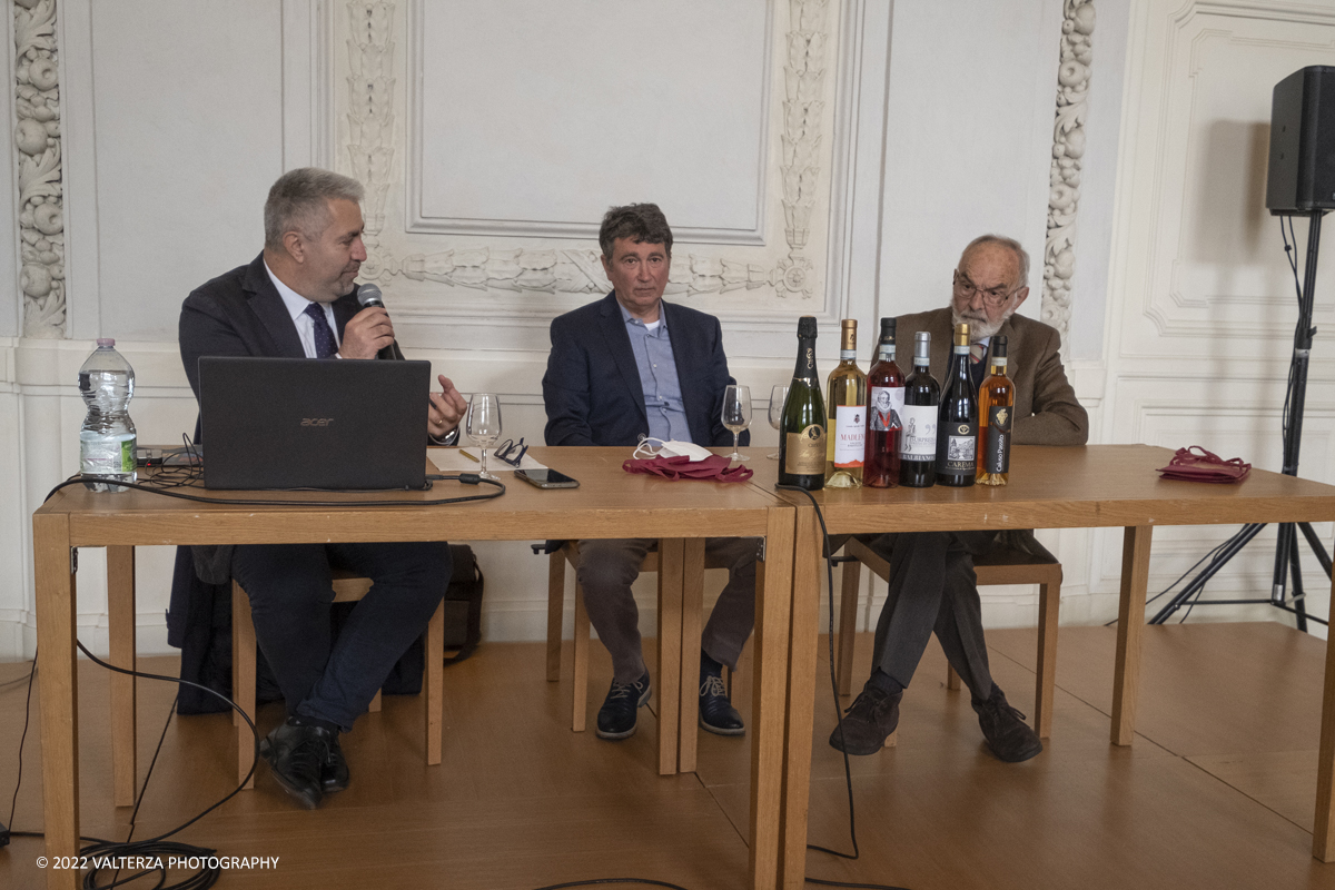 _DSF7588.jpg - 23/04/2022.Torino. Al Museo del Risorgimento Torna il Salone del vino  nell'ambito della Torino Wine Week. Nella foto un momento della presentazione del premio Torino DOC e degustazione di alcuni dei vini premiati in collaborazione con l'Enoteca regionale dei vini della provincia di Torino