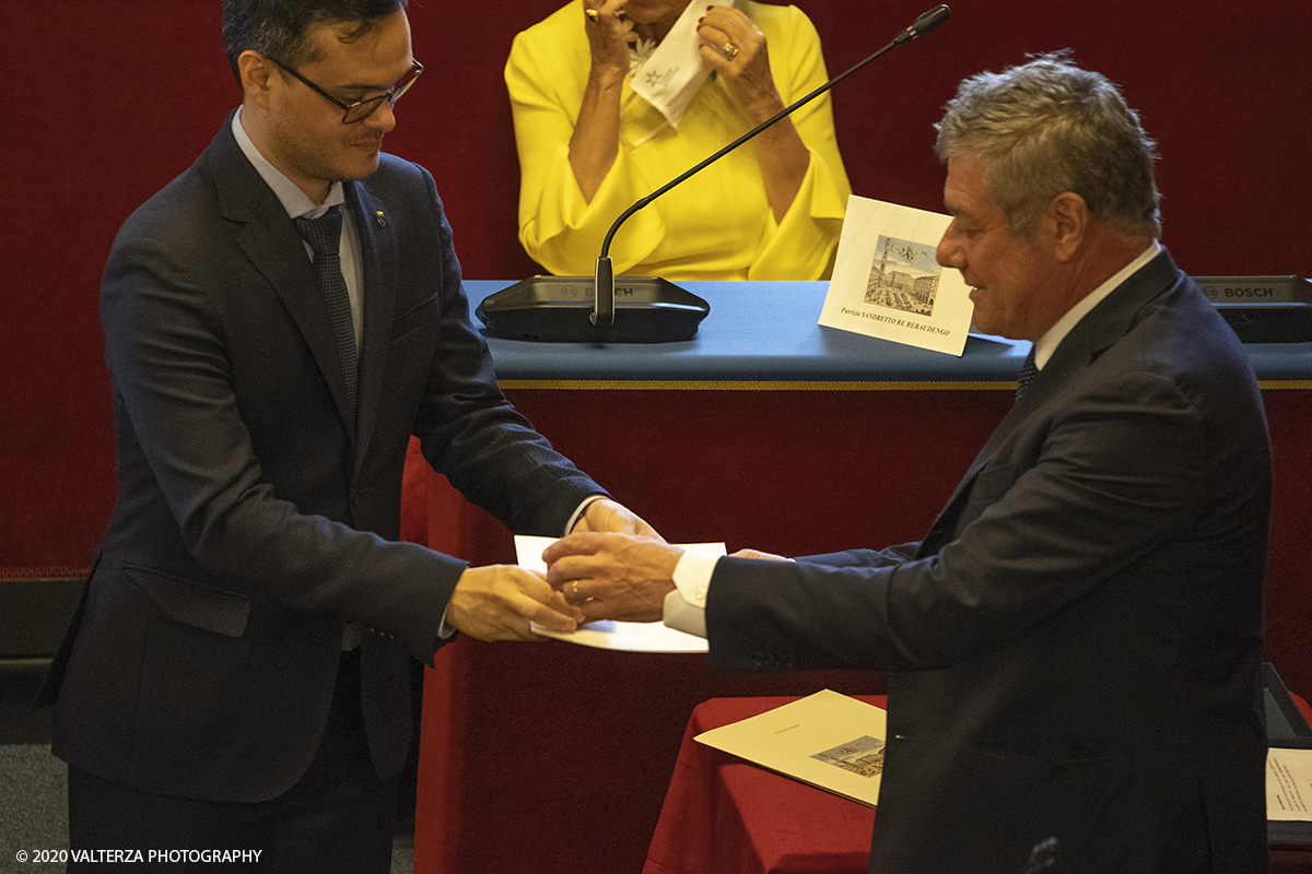 _DSF8957.jpg - 24/06/2020.Torino. Cerimonia di nomina  di sette Ambasciatori dellle eccellenze di Torino. Nella foto Paolo Pininfarina, presidente di Pininfarina Spa e Exclusive Brands Torino. riceve il suo attestato.