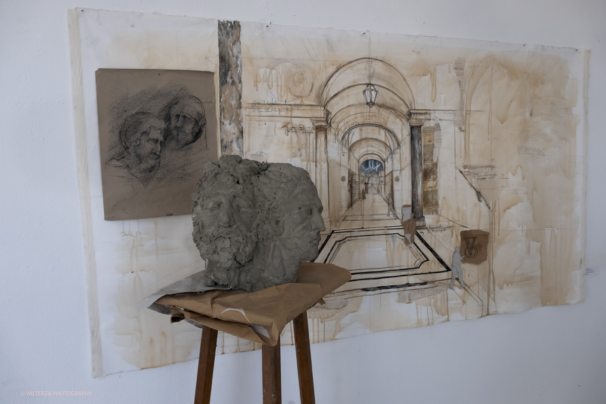 DSCF0009.jpg - 07/07/2025. Torino. Ritorna la Summer Exhibition allâ€™Albertina con il talento dei giovani artisti dellâ€™Accademia. Nella foto . Opera di Maddalena Signorile, Alla luce dl Sole I 2024-2025