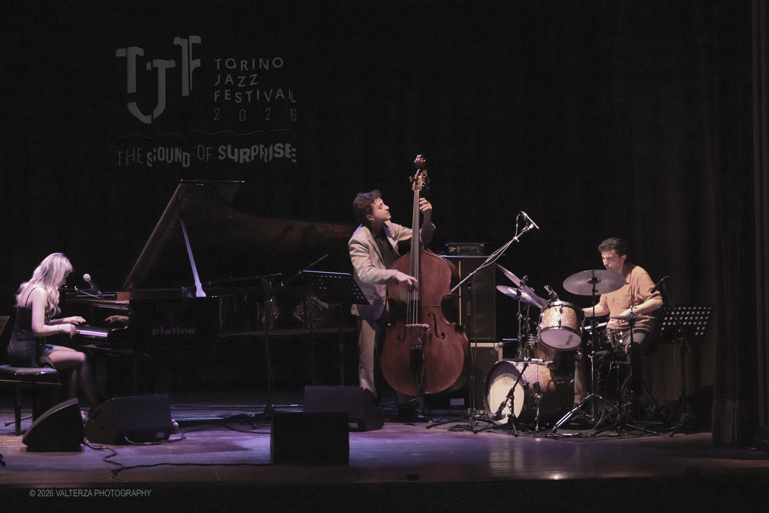 _DSF7778.jpg - 30/04/2026. Torino. TJF 2026 - FRANCESCA TANDOI TRIO + Jazz Acoustic Strings QuartetFrancesca Tandoi pianoforteStefano Senni contrabbassoPasquale Fiore batteriaJazz Acoustic Strings Quartet:Cesare Carretta, Silvia Maffeis violiniMonica Vatrini violaEnrico Guerzoni violoncelloArrangiamenti di Cristiano Arcelli