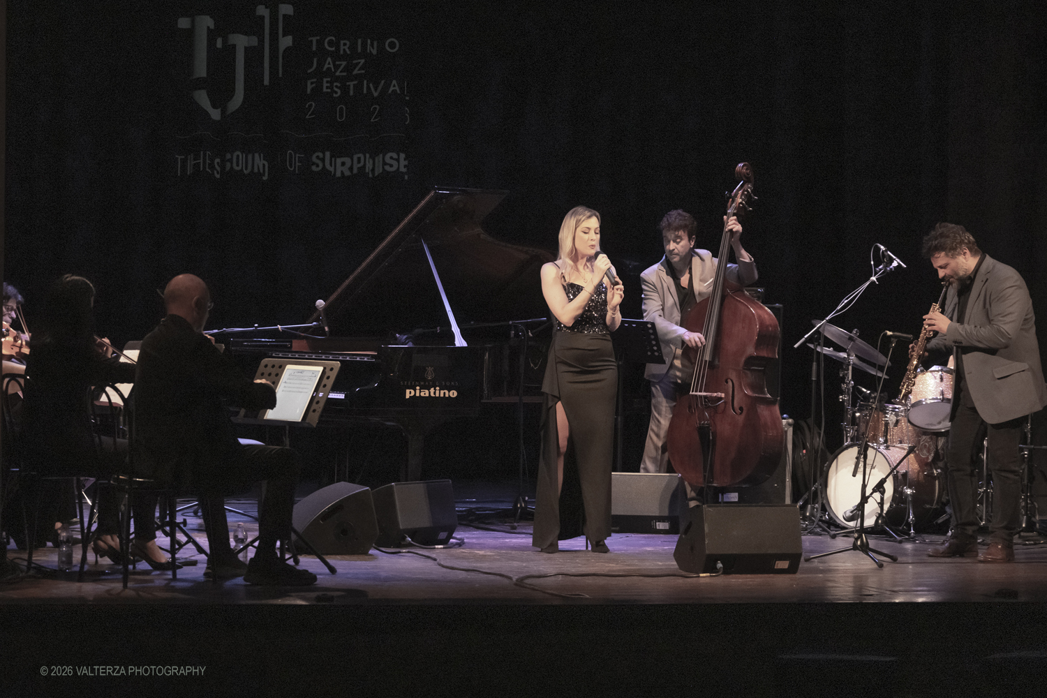 _DSF8692.jpg - 30/04/2026. Torino. TJF 2026 - FRANCESCA TANDOI TRIO + Jazz Acoustic Strings QuartetFrancesca Tandoi pianoforteStefano Senni contrabbassoPasquale Fiore batteriaJazz Acoustic Strings Quartet:Cesare Carretta, Silvia Maffeis violiniMonica Vatrini violaEnrico Guerzoni violoncelloArrangiamenti di Cristiano Arcelli
