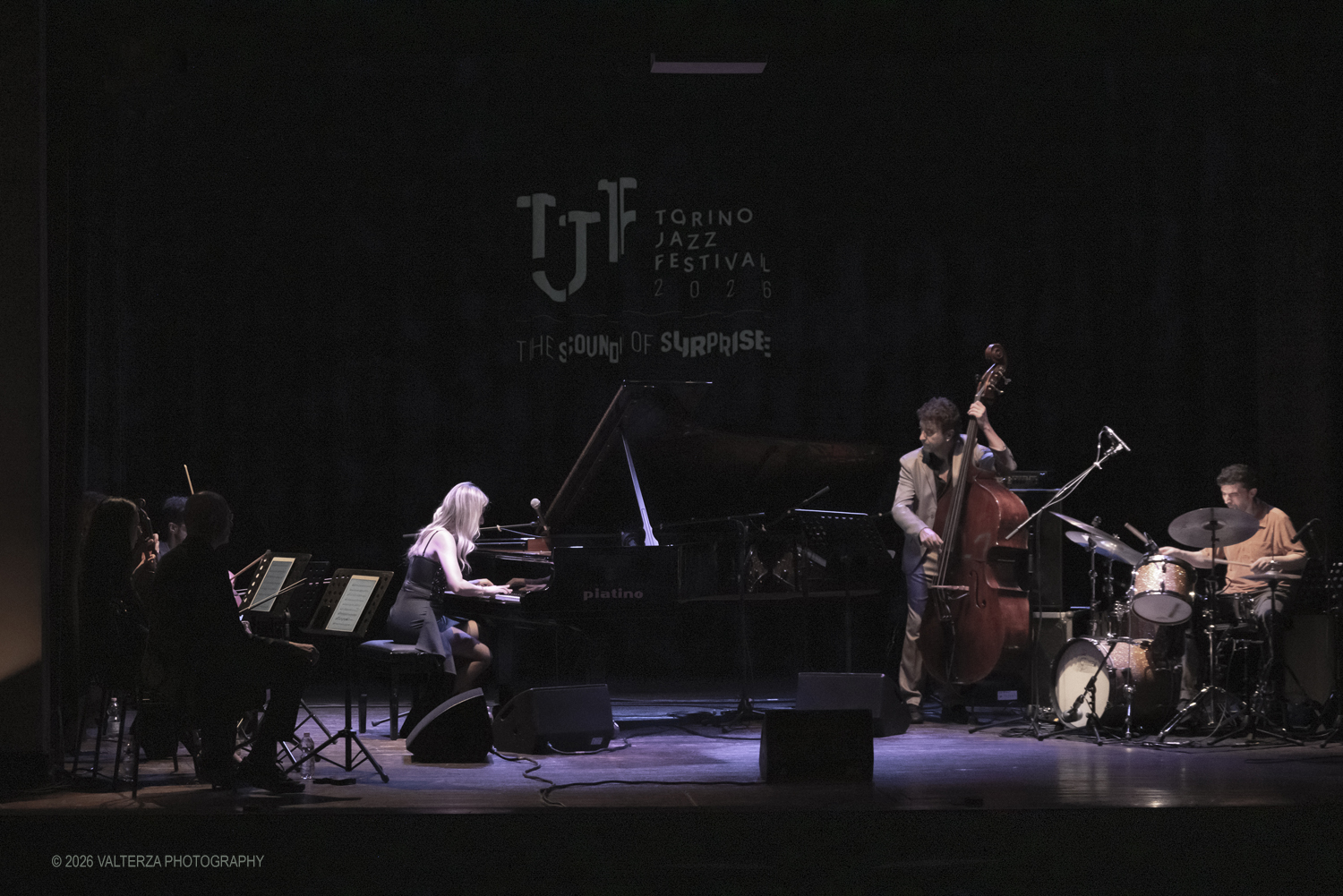 _DSF8844.jpg - 30/04/2026. Torino. TJF 2026 - FRANCESCA TANDOI TRIO + Jazz Acoustic Strings QuartetFrancesca Tandoi pianoforteStefano Senni contrabbassoPasquale Fiore batteriaJazz Acoustic Strings Quartet:Cesare Carretta, Silvia Maffeis violiniMonica Vatrini violaEnrico Guerzoni violoncelloArrangiamenti di Cristiano Arcelli