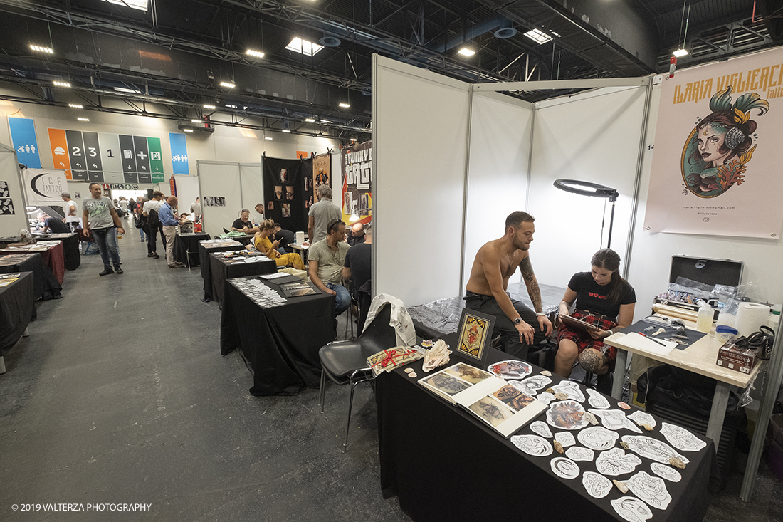 _DSF7847.jpg - 13/09/2019. Torino. Tattoo Convention Ã¨ un evento internazionale che ospita 340 tatuatori provenienti da tutto il mondo, 50 stand degli operatori e fornitori piÃ¹ importanti del settore. Nella foto stand dei tatuatori/tatuatrici