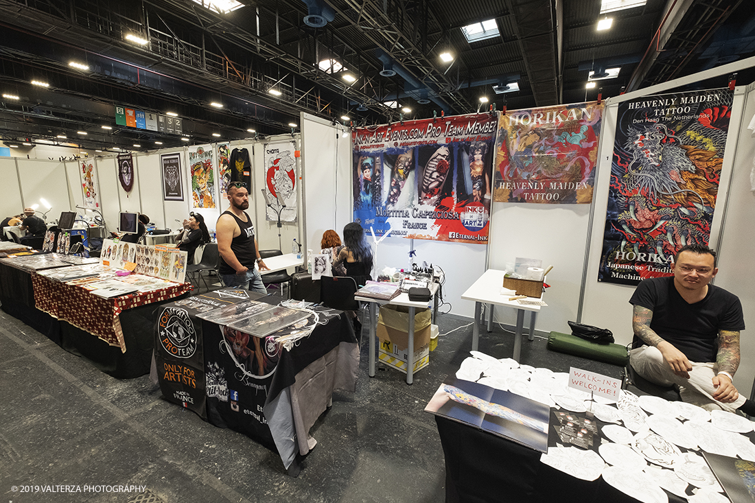 _DSF7919.jpg - 13/09/2019. Torino. Tattoo Convention Ã¨ un evento internazionale che ospita 340 tatuatori provenienti da tutto il mondo, 50 stand degli operatori e fornitori piÃ¹ importanti del settore. Nella foto stand dei tatuatori/tatuatrici