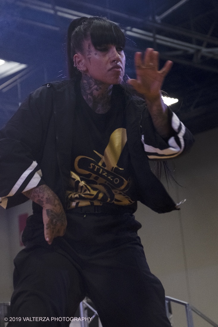 _DSF3933.jpg - 13/09/2019. Torino. Tattoo Convention Ã¨ un evento internazionale che ospita 340 tatuatori provenienti da tutto il mondo, 50 stand degli operatori e fornitori piÃ¹ importanti del settore. Nella foto esibizione della ballerina di hip-hop Betty Style
