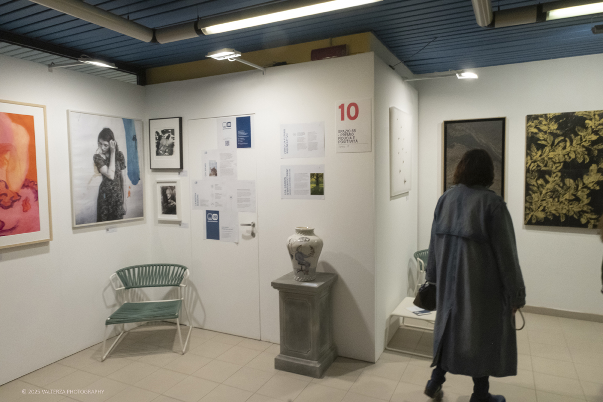 DSCF0061.jpg - 30/10/2025- 01/11/2025/Torino/ The Others Ã¨ una fiera indipendente nata con l'obiettivo di intercettare il linguaggio delle nuove generazioni creative e promuovere le realtÃ  emergenti. Nella foto in visita alla mostra