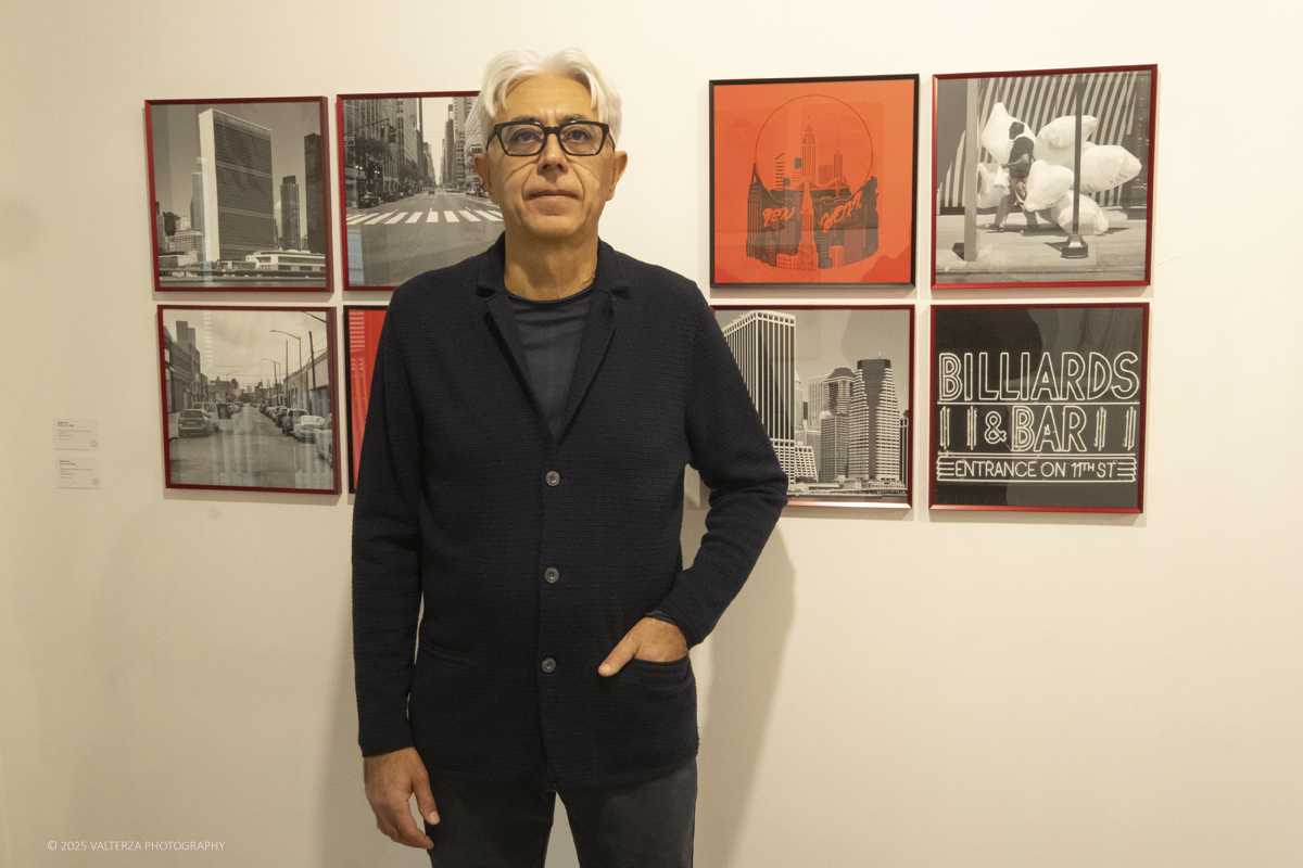 _DSF4827.jpg - 30/10/2025- 01/11/2025/Torino/ The Others Ã¨ una fiera indipendente nata con l'obiettivo di intercettare il linguaggio delle nuove generazioni creative e promuovere le realtÃ  emergenti. Nella foto Galleria Docks stazione Torino. Artista Antonio Cau