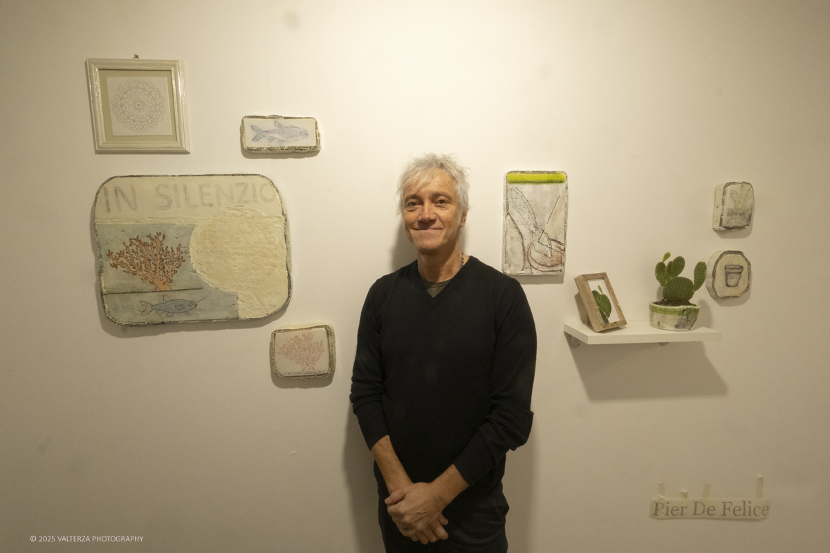 _DSF5001.jpg - 30/10/2025- 01/11/2025/Torino/ The Others Ã¨ una fiera indipendente nata con l'obiettivo di intercettare il linguaggio delle nuove generazioni creative e promuovere le realtÃ  emergenti. Nella foto Galleria Febo e Dafne Torino Artista Pier De Felice