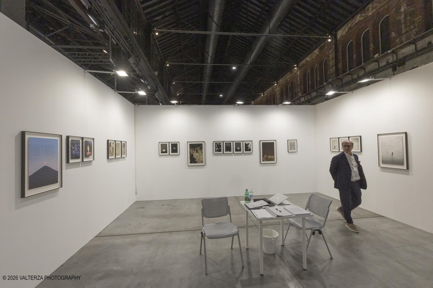 _Z3A3759.jpg - 21/05/2026. Torino La settima edizione di The Phair | Photo Art Fair si tiene a Torino da venerdÃ¬ 22 a domenica 24 maggio 2026 presso la Sala Fucine delle OGR Torino. Si tratta di una fiera internazionale interamente dedicata alla fotografia e alle arti visive contemporanee che utilizzano il mezzo fotografico. Nella foto Galleria VALERIA BELLA, Milano