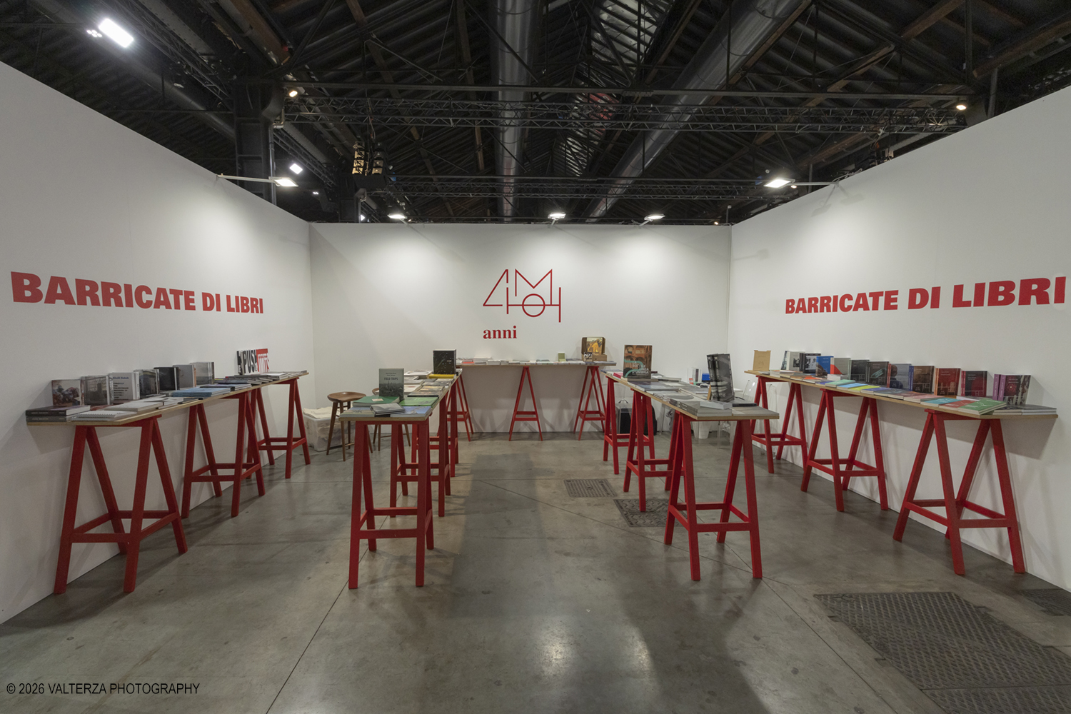 _Z3A4190.jpg - 21/05/2026. Torino La settima edizione di The Phair | Photo Art Fair si tiene a Torino da venerdÃ¬ 22 a domenica 24 maggio 2026 presso la Sala Fucine delle OGR Torino. Si tratta di una fiera internazionale interamente dedicata alla fotografia e alle arti visive contemporanee che utilizzano il mezzo fotografico. Nella foto Galleria Hopeful Monster Editore