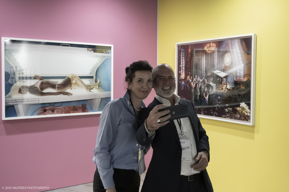 DSCF0144.jpg - 09/'5/2025. Torino. Appuntamento annuale dedicato alla fotografia.The Phair si rivolge ad alcune delle piÃ¹ prestigiose gallerie dâ€™arte contemporanea â€“ e non necessariamente solo a quelle specializzate in fotografia â€“ che, in occasione della fiera, presentano dei progetti artistici legati al tema dellâ€™immagine e opere create con materiale fotografico o video.â€‹ Nella foto GALLERIA BRESCIABrescia