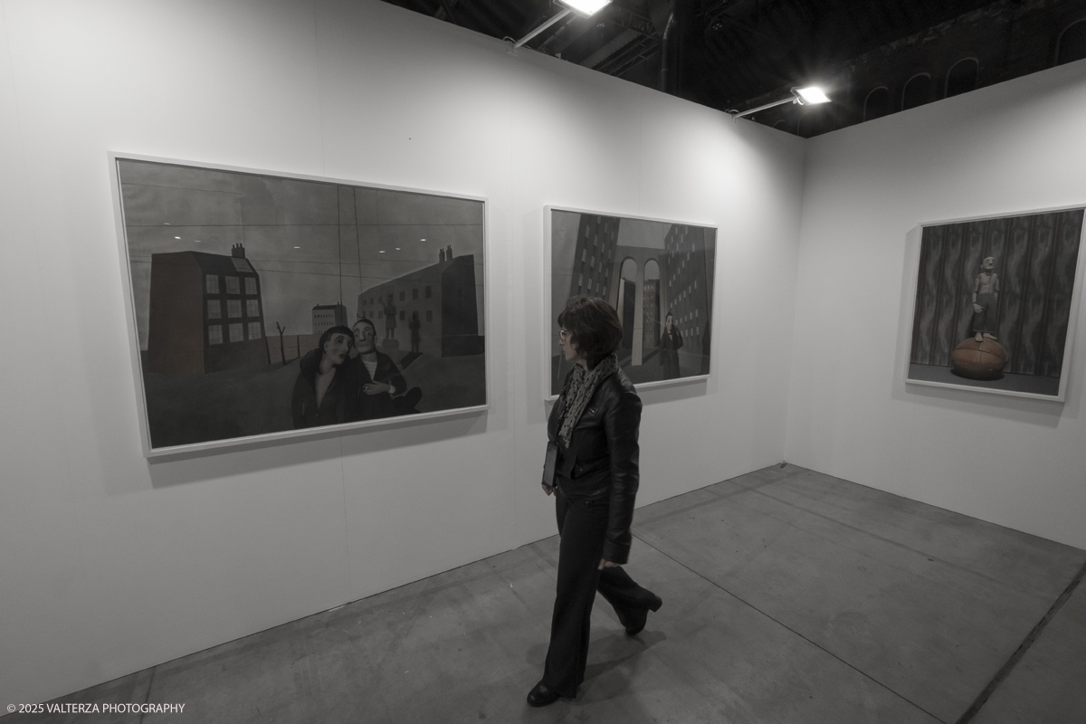 _DSF7027.jpg - 09/'5/2025. Torino. Appuntamento annuale dedicato alla fotografia.The Phair si rivolge ad alcune delle piÃ¹ prestigiose gallerie dâ€™arte contemporanea â€“ e non necessariamente solo a quelle specializzate in fotografia â€“ che, in occasione della fiera, presentano dei progetti artistici legati al tema dellâ€™immagine e opere create con materiale fotografico o video.â€‹ Nella foto MARCOROSSI ARTECONTEMPORANEAMilano, Pietrasanta, Roma, Torino, Verona