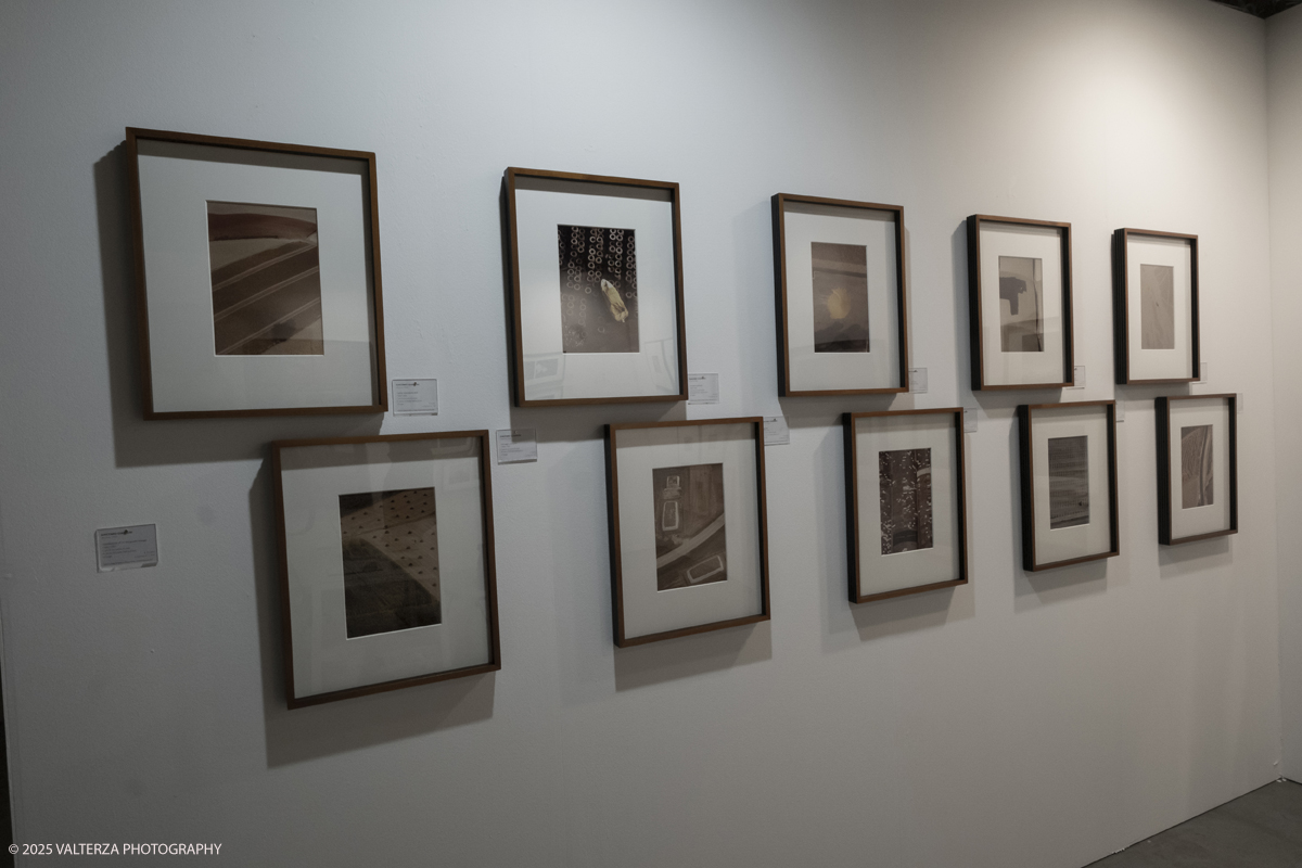 _DSF7238.jpg - 09/'5/2025. Torino. Appuntamento annuale dedicato alla fotografia.The Phair si rivolge ad alcune delle piÃ¹ prestigiose gallerie dâ€™arte contemporanea â€“ e non necessariamente solo a quelle specializzate in fotografia â€“ che, in occasione della fiera, presentano dei progetti artistici legati al tema dellâ€™immagine e opere create con materiale fotografico o video.â€‹ Nella foto  GALLERIA VALERIA BELLAMilano