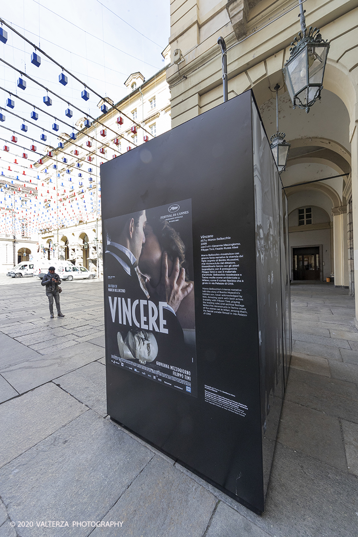 _G3I2945.jpg - 27/02/2020. Torino. Nei punti della cittÃ  dove sono stati realizzati film importanti, sono allestiti supporti di forte impatto visivo e iconografico ( totem) per unâ€™accoglienza immersiva e suggestiva in una Torino â€˜cinema friendlyâ€™. In questo modo 20 luoghi â€˜cinematograficamenteâ€™ significativi come piazze e palazzi del centro cittadino sono le tappe di un percorso che permette di rivivere la storia del cinema torinese attraverso i 20 film piÃ¹ significativi. Nella foto il totem di Vincere. Marco Bellocchio nel 2009. Piazza Palazzo di CittÃ 