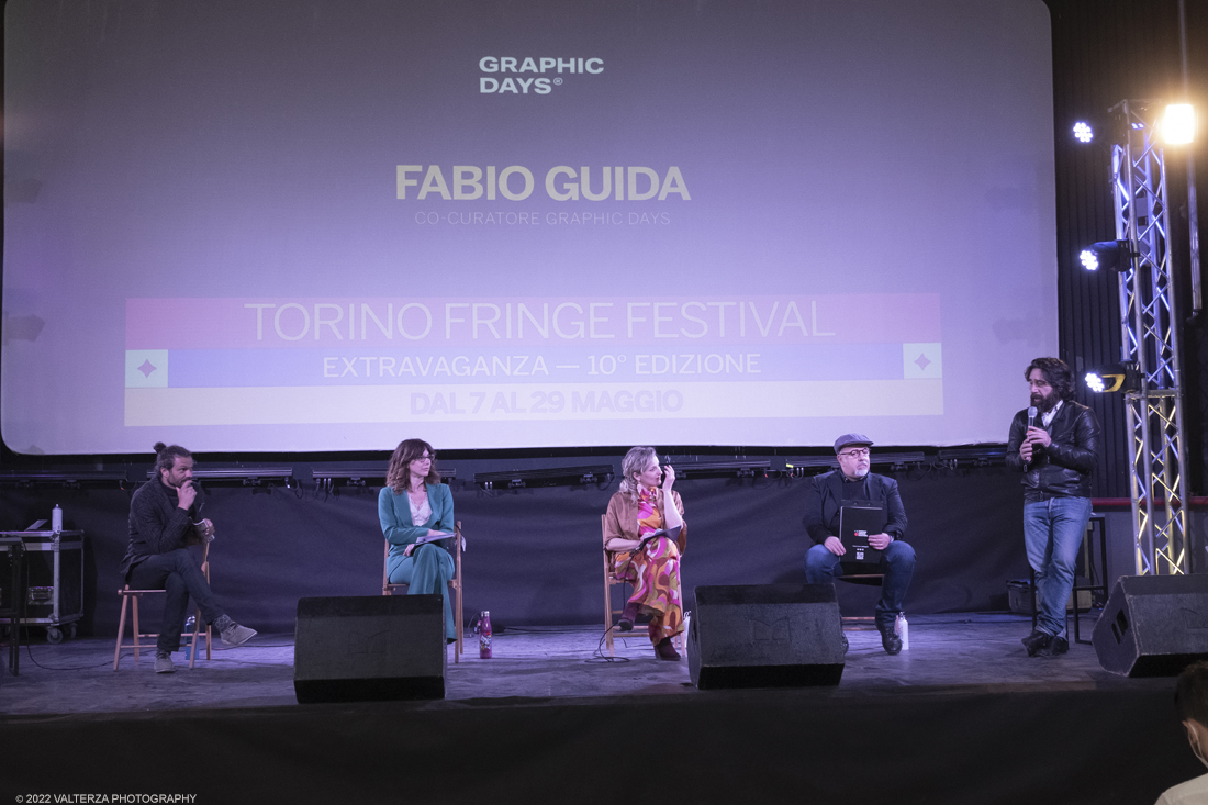 _DSF6314.jpg - 14/04/2022. Torino. DAL 7 AL 29 MAGGIO 2022 TORNA IL TORINO FRINGE FESTIVAL E LA CITTÃ€ SI TRASFORMA IN UN PALCOSCENICO DIFFUSOIn programma oltre 200 repliche di spettacoli teatrali, 30 eventi speciali, talk, mostre dâ€™arte, live performance, parate, concerti, party e molto altro. Nella foto l'intervento di Fabio Guida