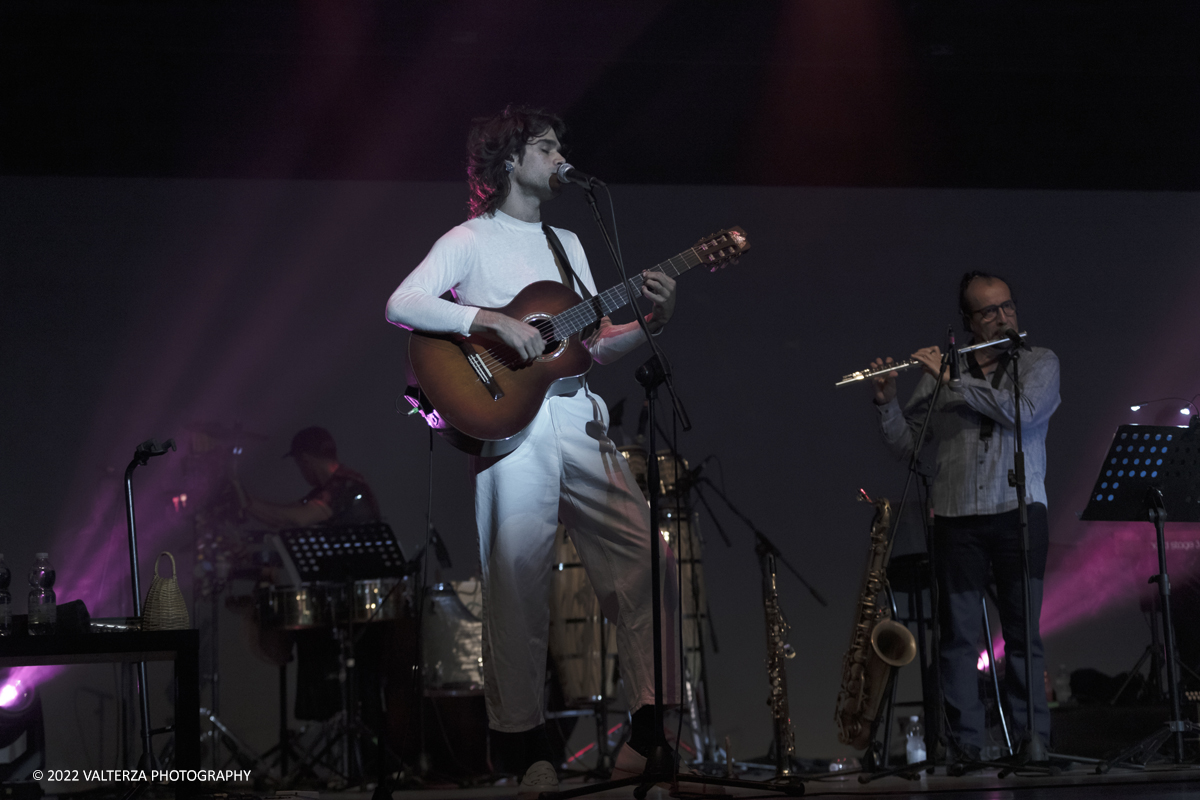 _G3I9098.jpg - 15/06/2022.Torino. Nascimento Ã¨ un idolo della musica brasiliana, un cantautore celebrato in tutto il Mondo. Parte da Torino il tour di addio ai palchi di Nascimiento. Nella foto parte del complesso di Milton Nascimento