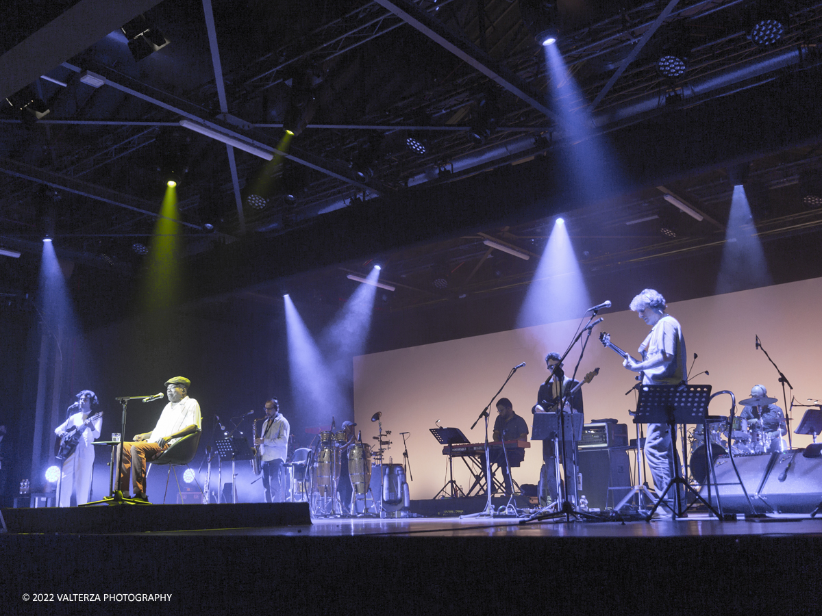 _X9B9983.jpg - 15/06/2022.Torino. Nascimento Ã¨ un idolo della musica brasiliana, un cantautore celebrato in tutto il Mondo. Parte da Torino il tour di addio ai palchi di Nascimiento. Nella foto Milton Nascimento ed il suo complesso