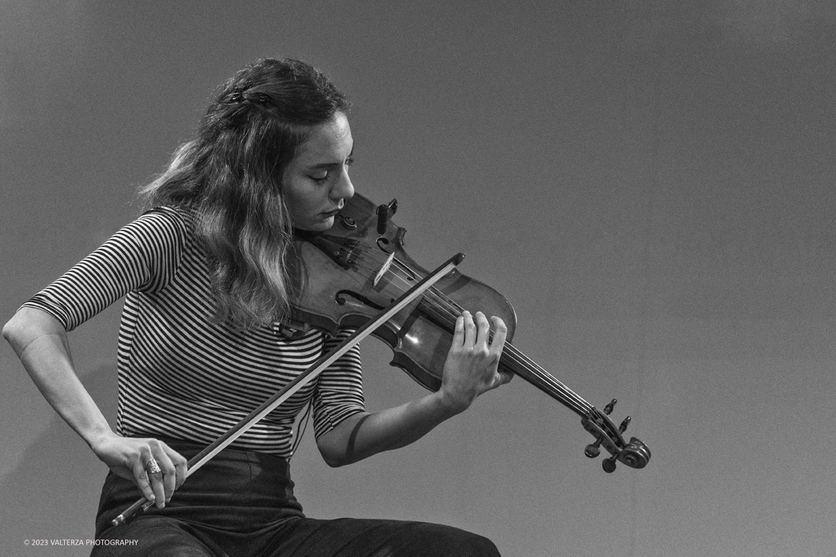 _G5A0154.jpg - 28/04/2023. Torino. TJF il gruppo Tellkujira con Ambra Chiara Michelangeli alla viola, Francesco Diodati alla chitarra, Francesco Guerri al violoncello e Stefano Calderano alla chitarra