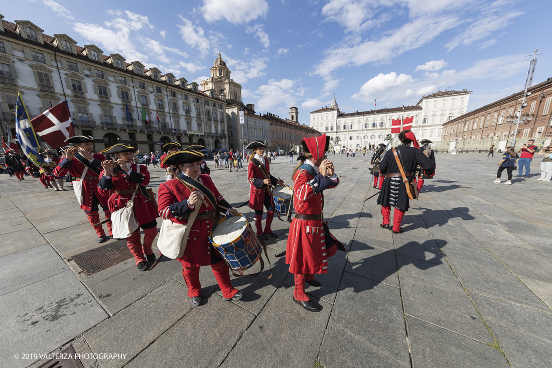 _G3I4139.jpg - 7/09/2019. Torino. Cerimonie di celebrazione dell'evento  con il gruppo storico Pietro Micca. Nella foto Parata storica in Piazza Castello.