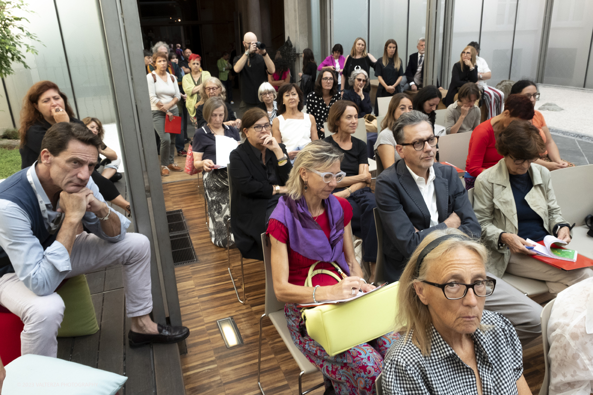 _DSF6429.jpg - 04/10/2023. Torino. La mostra, senza avere la pretesa di essere esaustiva, presenta una selezione di manufatti che offrono alternative al paradigma eurocentrico dellâ€™eccellenza artistica, riaffermando il ruolo cruciale svolto dallâ€™Asia centrale nella creazione e nella trasmissione di idee su scala globale. Dal 5 ottobre 2023 fino al 1Â° settembre 2024.Dopo Torino la mostra andrÃ  a Shangai. Nella foto un momento della presentazione della mostra