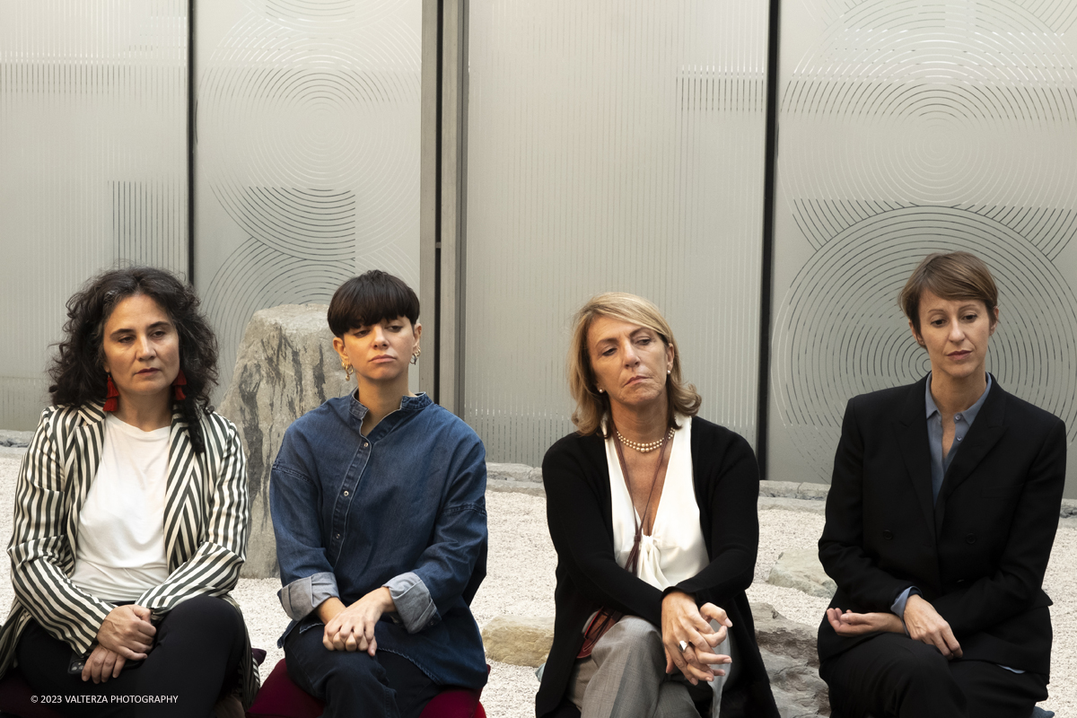 _DSF6441.jpg - 04/10/2023. Torino. La mostra, senza avere la pretesa di essere esaustiva, presenta una selezione di manufatti che offrono alternative al paradigma eurocentrico dellâ€™eccellenza artistica, riaffermando il ruolo cruciale svolto dallâ€™Asia centrale nella creazione e nella trasmissione di idee su scala globale. Dal 5 ottobre 2023 fino al 1Â° settembre 2024.Dopo Torino la mostra andrÃ  a Shangai. Nella foto un momento della presentazione della mostra, le curatrici della mostra Nicoletta Fazio, Veronica Prestini, Elisabetta Raffo e Laura Vigo