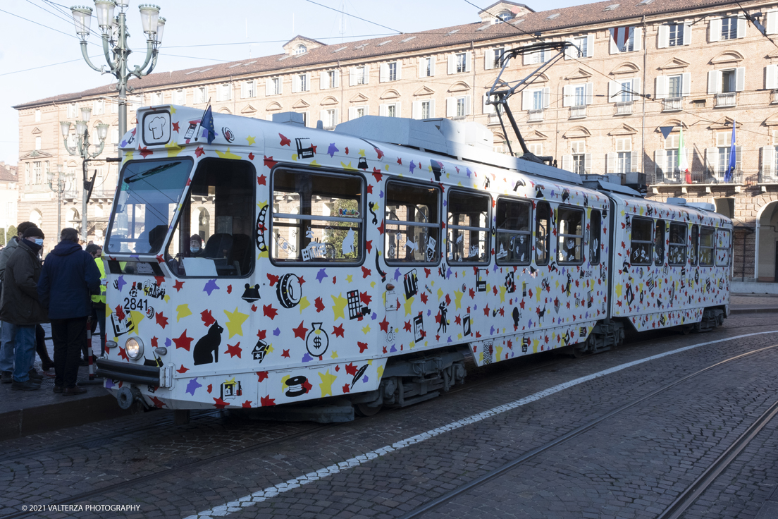 _DSF8717.jpg - 05/12/2021.Torino. Il Trolley Festival  giunge alla 15Â° edizione  e questâ€™anno Ã¨ anche lâ€™occasione per lâ€™apertura dei festeggiamenti per i 150 anni del tram a Torino. La prima corsa di un tram a cavalli avvenne infatti il 29 dicembre 1871. Nella foto tram ristorante Ristocolor, anno di costruzione 1959, anno di conversione 2002