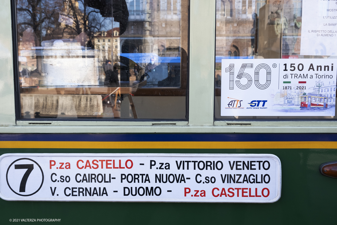 _DSF8769.jpg - 05/12/2021.Torino. Il Trolley Festival  giunge alla 15Â° edizione  e questâ€™anno Ã¨ anche lâ€™occasione per lâ€™apertura dei festeggiamenti per i 150 anni del tram a Torino. La prima corsa di un tram a cavalli avvenne infatti il 29 dicembre 1871. Nella foto tram ATM Torino anno di costruzione: 1949, particolare