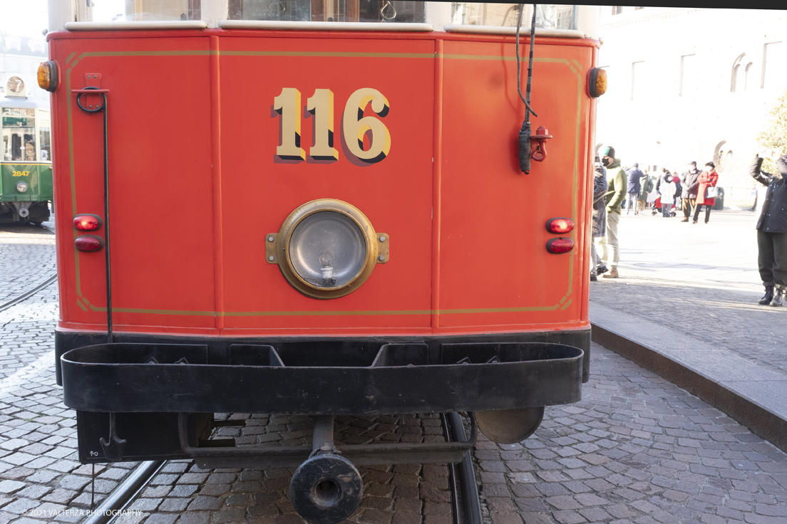 _DSF8883.jpg - 05/12/2021.Torino. Il Trolley Festival  giunge alla 15Â° edizione  e questâ€™anno Ã¨ anche lâ€™occasione per lâ€™apertura dei festeggiamenti per i 150 anni del tram a Torino. La prima corsa di un tram a cavalli avvenne infatti il 29 dicembre 1871. Nella foto vettura ATM Torino anno di costruzione 1911 oggi Ã¨ il tram circolante piÃ¹ anziano dell'intero parco storico torinese.