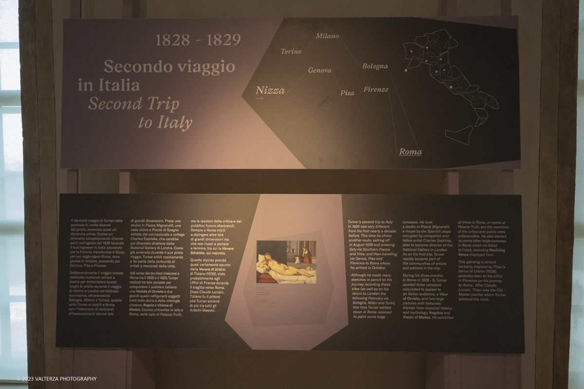 _DSF6920.jpg - 12/10/2023. Venaria Reale. La Reggia di Venaria prosegue anche la collaborazione con la Tate UK celebrando il grande pittore romantico inglese: Joseph Mallord William Turner (1775-1851). La mostra, curata dalla storica dellâ€™arte inglese Anne Lyles, presenta dal 13 ottobre 2023 al 28 gennaio 2024 la selezione di una quarantina di opere provenienti dal celebre museo londinese. Nella foto secondo viaggio di Turner in Italia