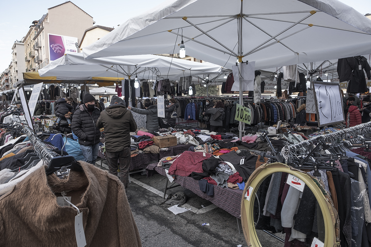 _DSF0396.jpg - 10/01/2021. Torino mercato dell Crocetta. Nella foto un angolo del mercato