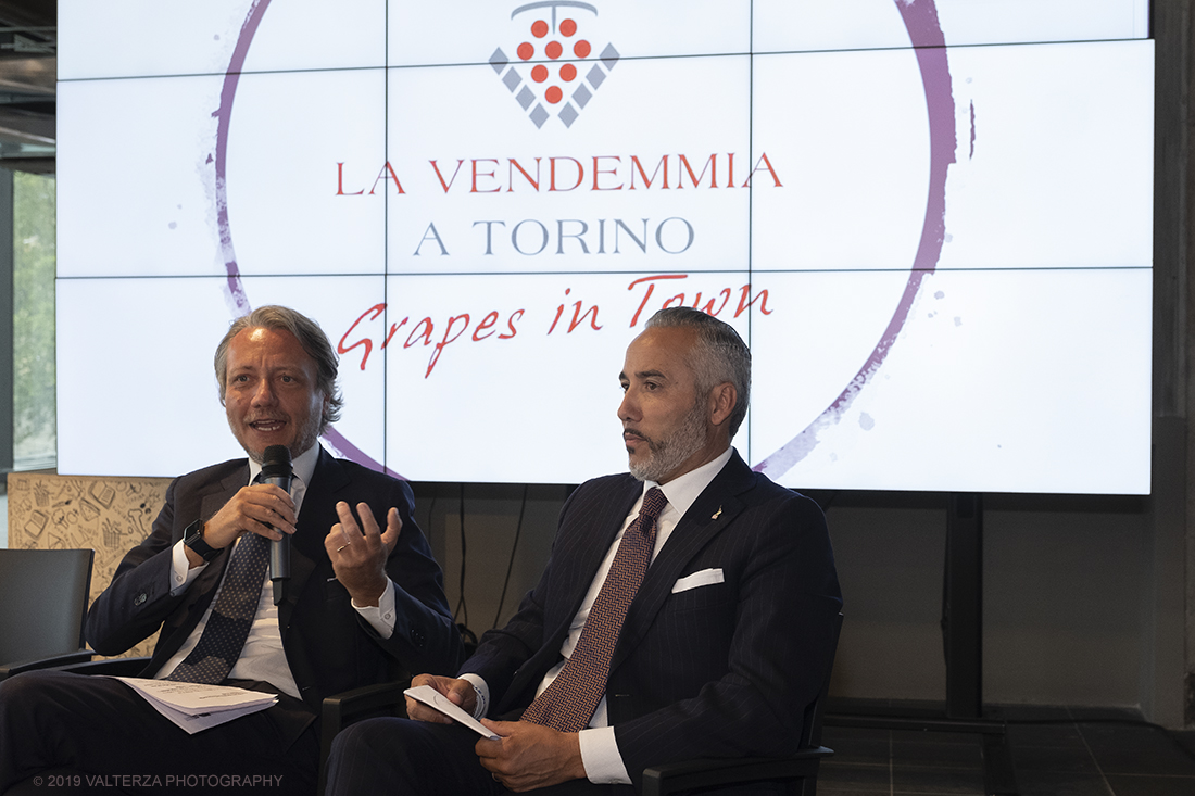 _DSF1056.jpg - 15-06-2019. Torino. Nove giorni di degustazioni, masterclass, incontri, visite guidate per apprezzare il Piemonte in un bicchiere: la cultura del vino, un paesaggio meraviglioso, le dimore piÃ¹ prestigiose, il valore del lavoro, lâ€™accoglienza e la convivialitÃ . Nella foto l'ntervento di Alberto Sacco  Assessore della cittÃ  di Torino.