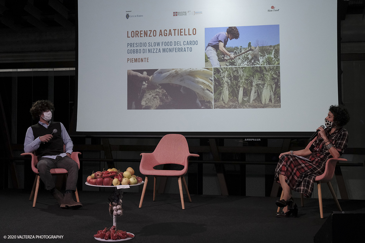 _DSF8125.jpg - 17/10/2020. Torino. Nuvola Lavazza. 20 anni in nome della BiodiversitÃ . Nella foto l'intervento di Lorenzo Agatiello nell'intervista di Carla Coccolo