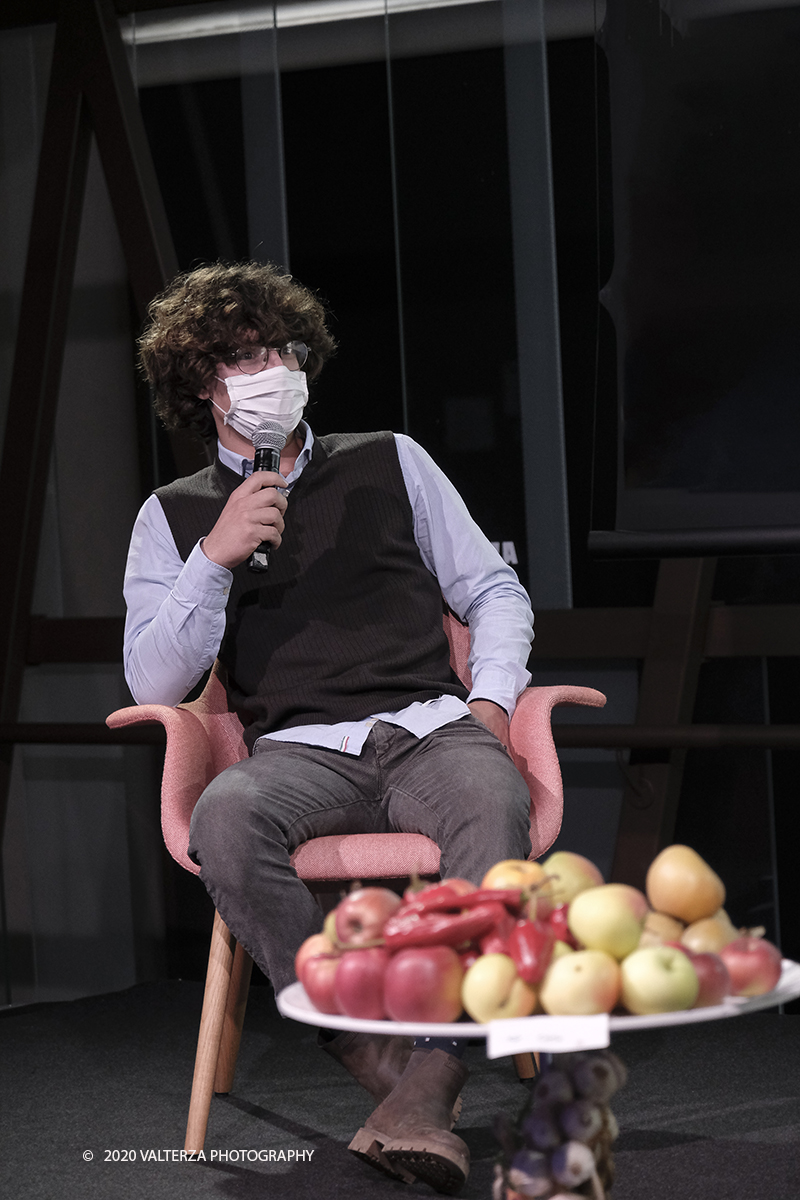 _DSF8129.jpg - 17/10/2020. Torino. Nuvola Lavazza. 20 anni in nome della BiodiversitÃ . Nella foto l'intervento di Lorenzo Agatiello nell'intervista di Carla Coccolo