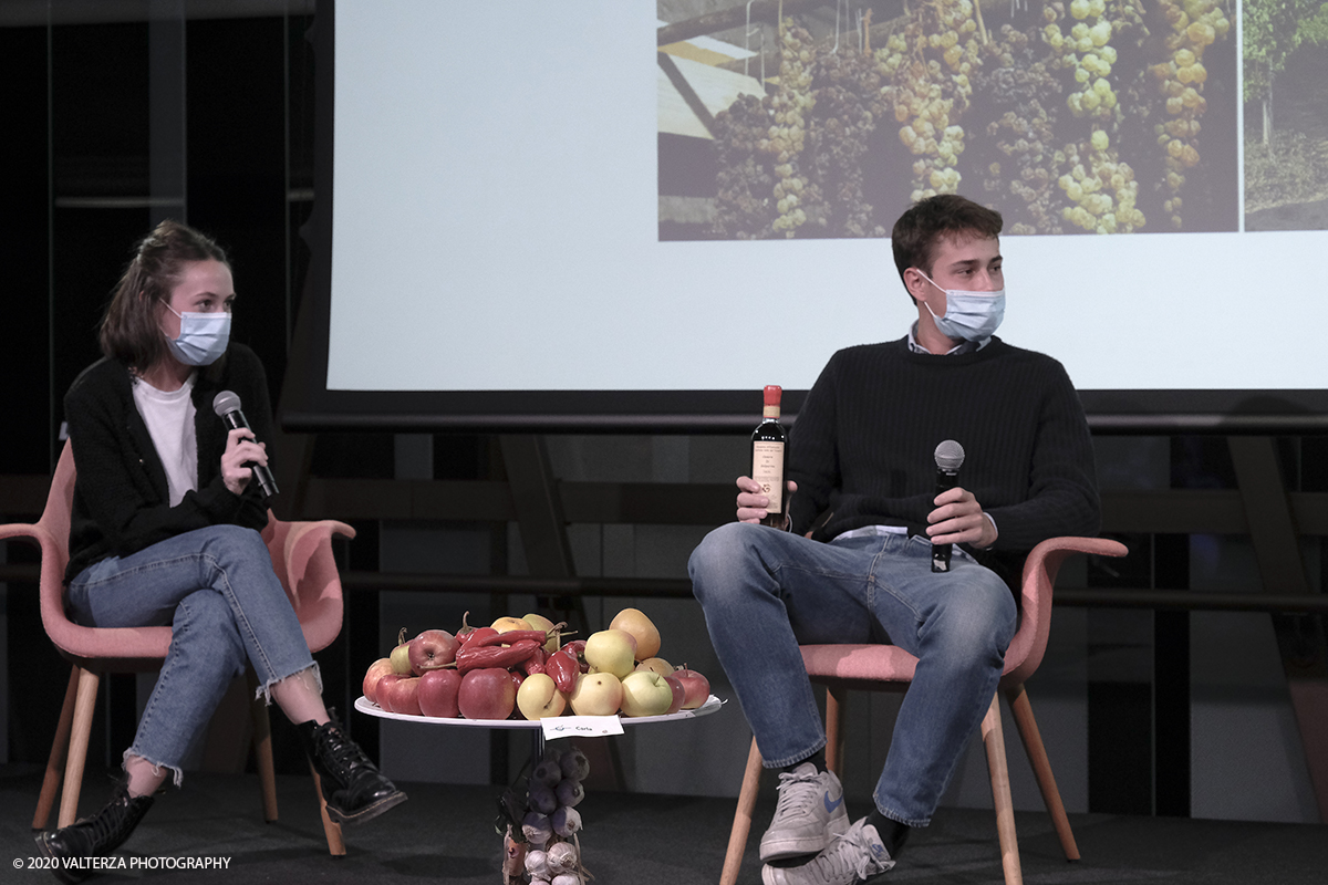 _DSF8185.jpg - 17/10/2020. Torino. Nuvola Lavazza. 20 anni in nome della BiodiversitÃ . Nella foto l'intervento di Lucia e Nicola Ceccarelli  nell'intervista di Carla Coccolo