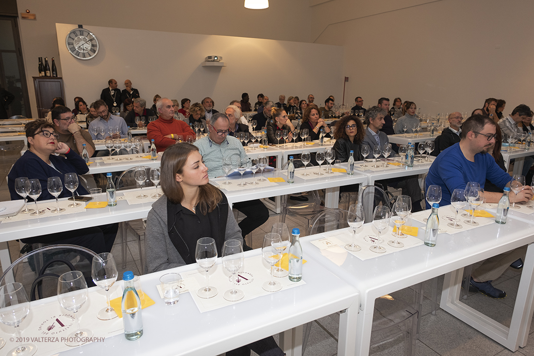 _DSF5043.jpg - 16-11-2019. Torino.   al vino aromatizzato Ã¨ stato dedicato un weekned giornata con degustazioni, miscelazioni e workshop, organizzata dallâ€™Istituto del Vermouth che ha invitato i 18 produttori storici per raccontare segreti e tradizione dello storico aperitivo. Nella foto l'ara dove si svolgono i workshop sul vermouth  per raccontare segreti e tradizione dello storico aperitivo.