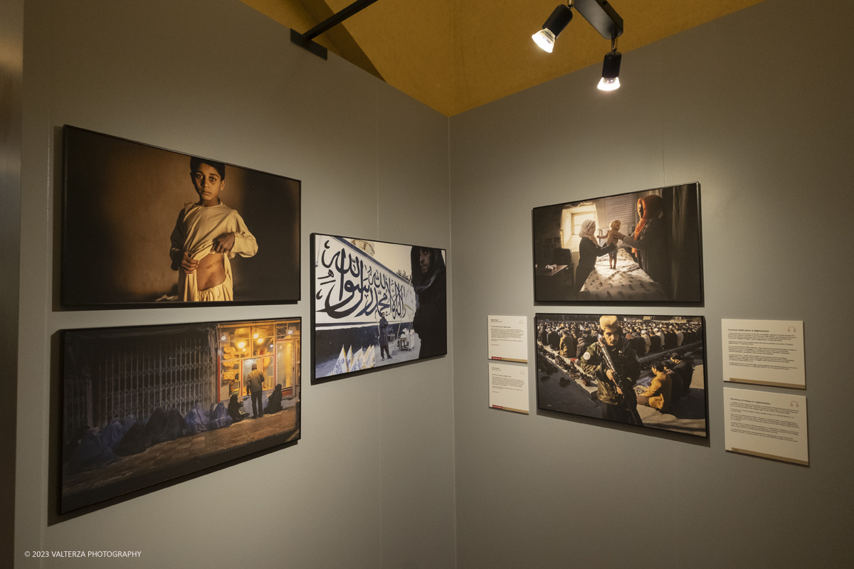 _DSF6153.jpg - 22/09/2023. Torino. Ritorna a Torino per il settimo anno consecutivo la World Press Photo Exhibition 2023  la piÃ¹ prestigiosa mostra internazionale di fotogiornalismo al mondo. Nella foto immagini di Mads Nilsen dal reportage Il prezzo della pace in Afganistan