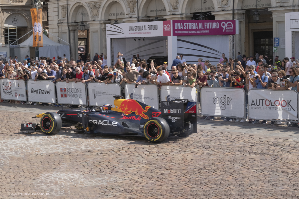 _DSF1827.jpg - 02/09/2023. Torino. Autolook Week Torino Ã¨ il festival che celebra la storia del motorsport e le auto da competizione. Nella foto momenti dell'esibizione della F1 Red Bull RB8