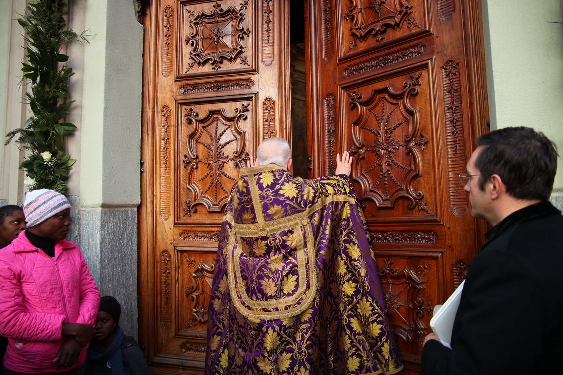 AperturaPortaSanta_057.JPG