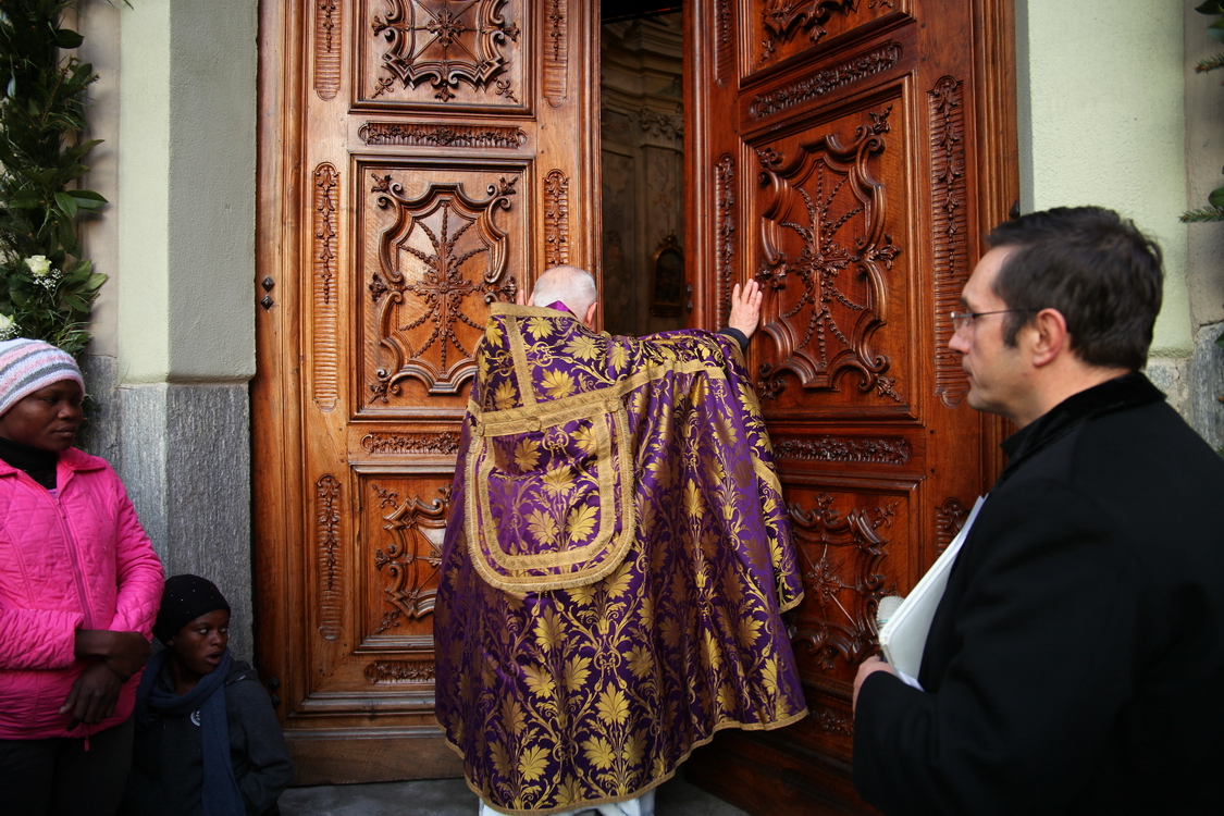 AperturaPortaSanta_058.JPG