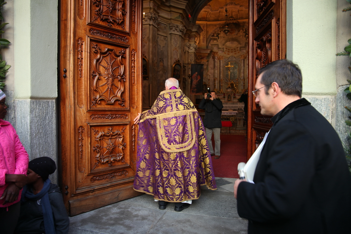 AperturaPortaSanta_060.JPG