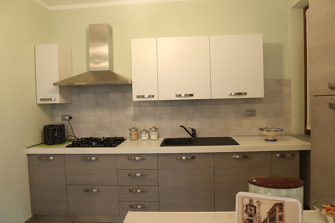 CàColomba_62.jpg - Cucina La funzionale cucina è dotata di ogni comfort ed è a completa disposizione degli ospiti. 
