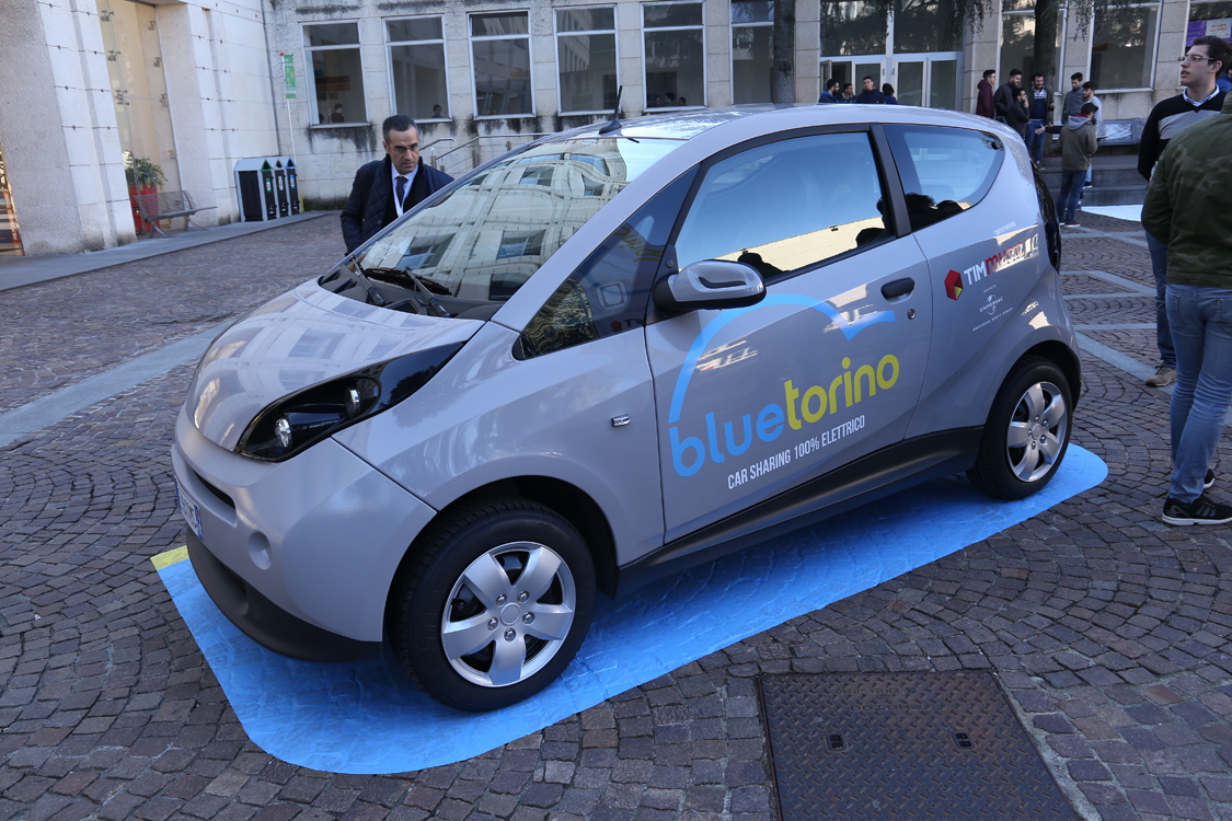 BlueTorino_01.jpg