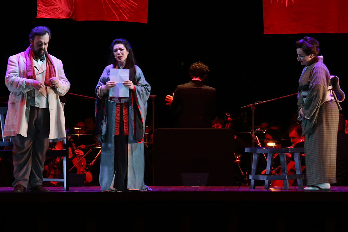 MadamaButterfly_131.jpg