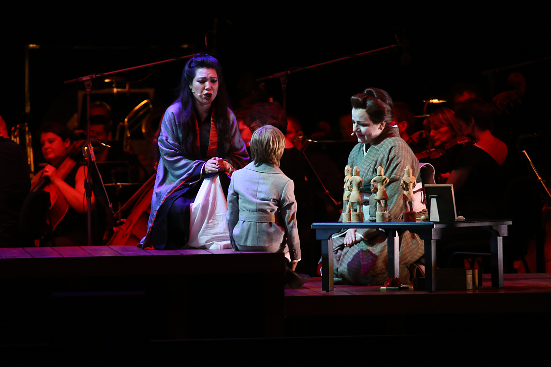 MadamaButterfly_153.jpg